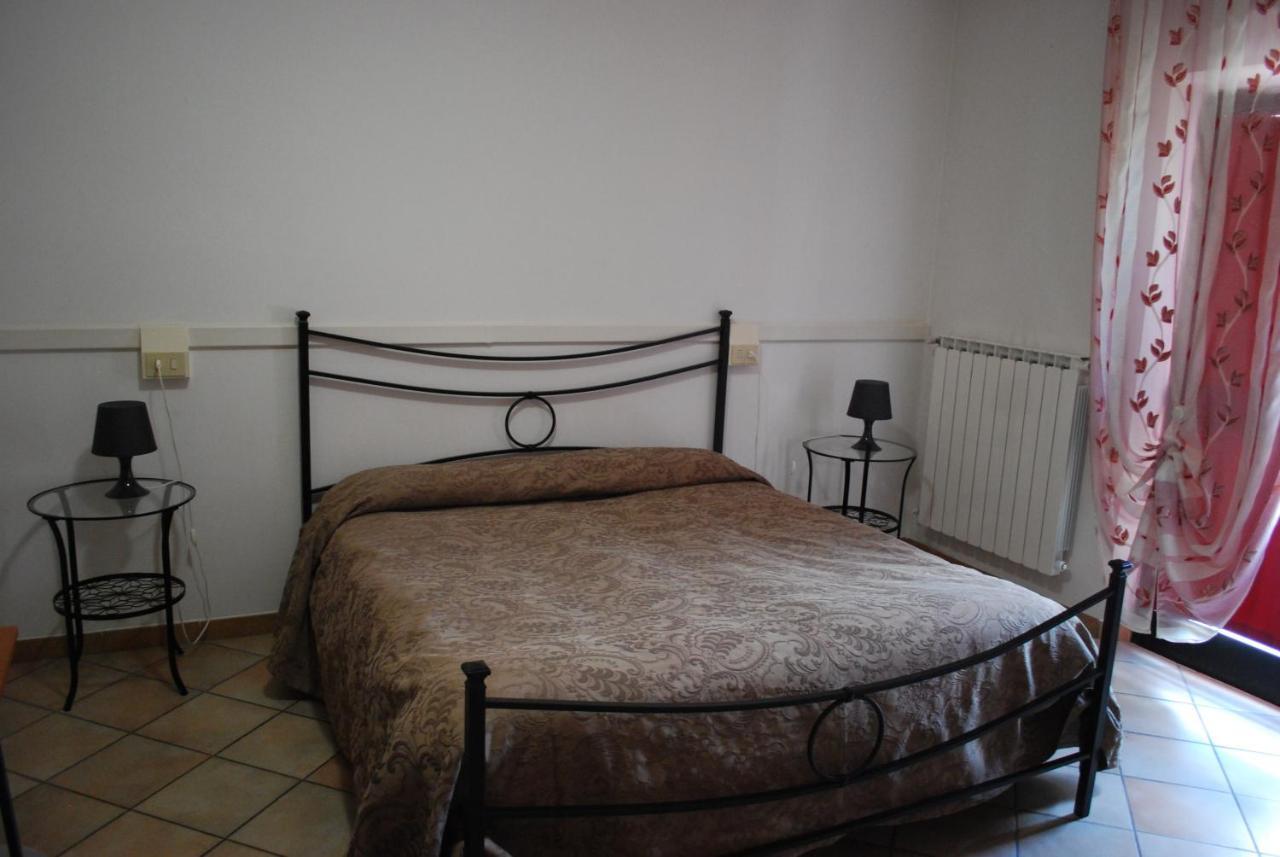 Villa Flora Perugia Ngoại thất bức ảnh